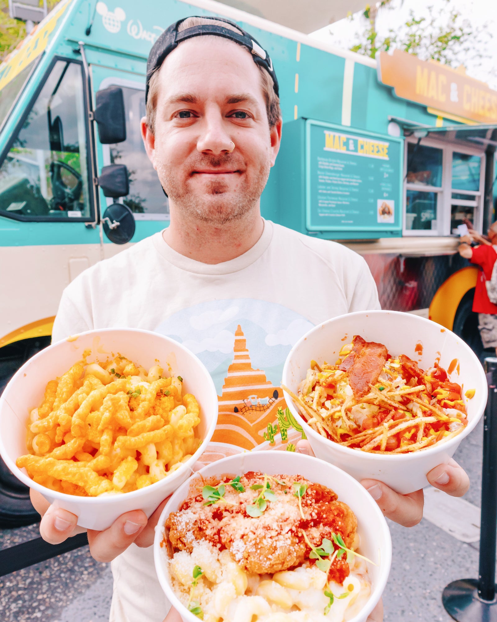 Mac & Cheese Food Truck at Disney Springs