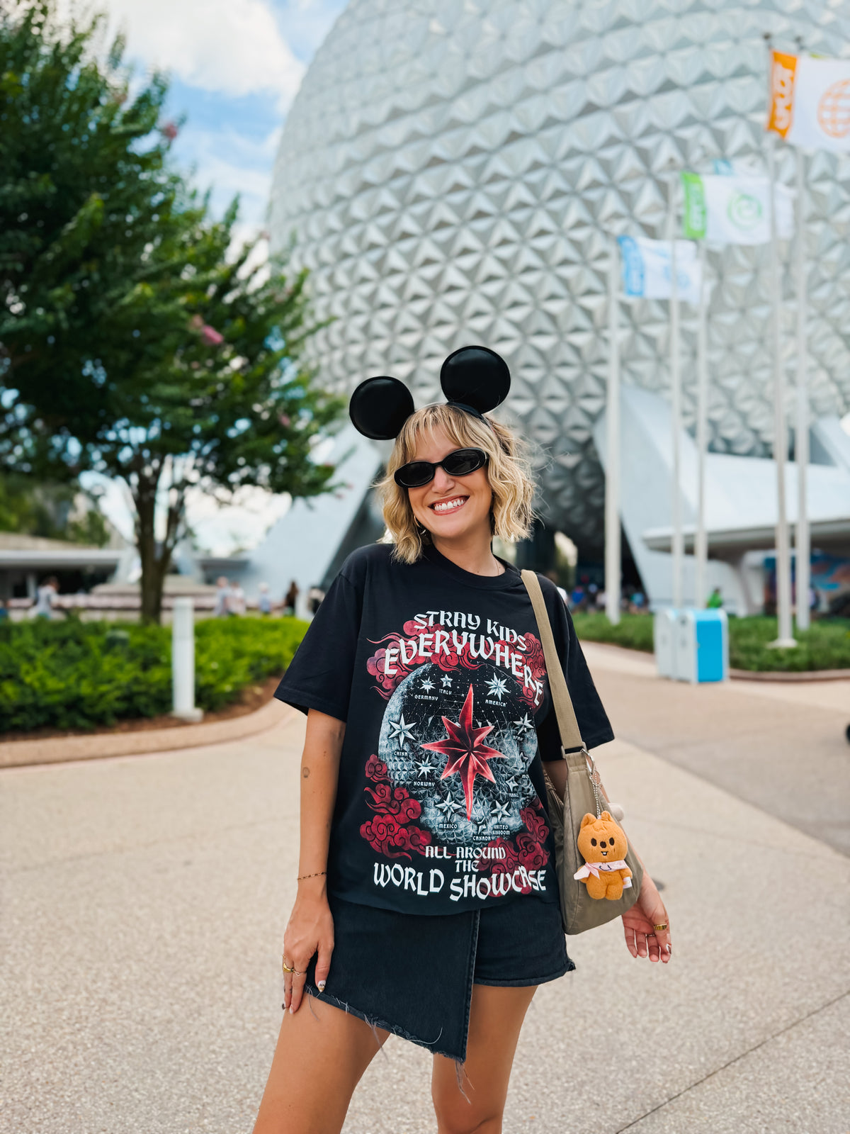 Everywhere All Around The World Tee