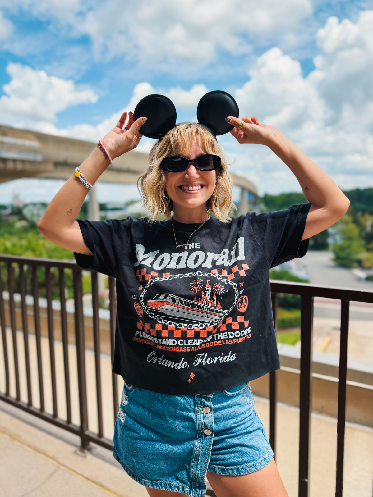 Monorail Tee
